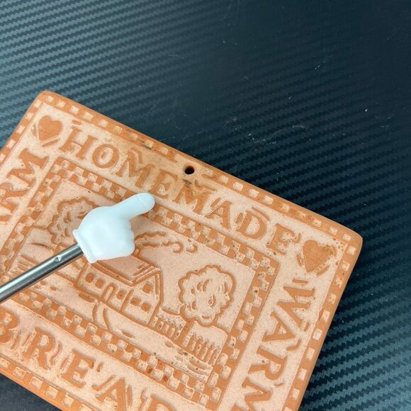 Vintage Hill Design Terra Cotta Clay Bread Warmer Trivet Rolls Croissants 1995 - Picture 6 of 9